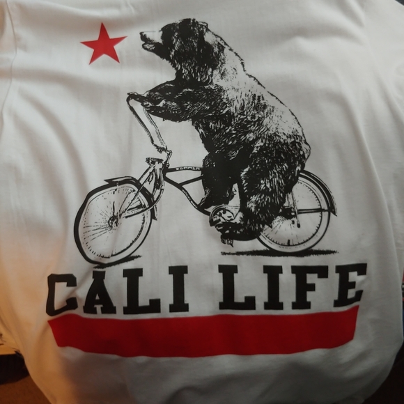 Cali Life Shirt - Picture 1 of 2